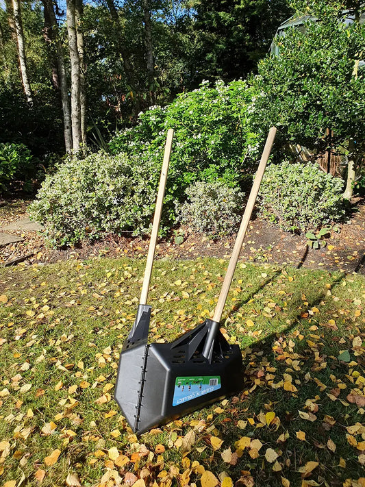 Why Our Clear ‘N’ Collect Rake Makes The Perfect Gift